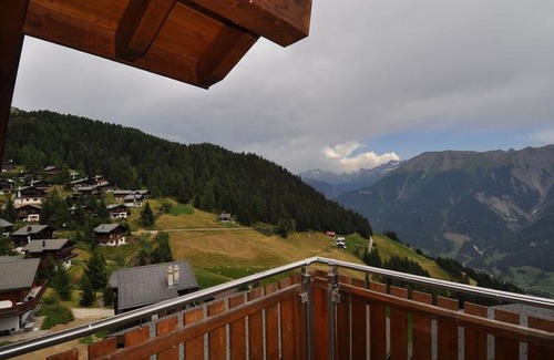 Bettmeralp Apartment | Camelot 5