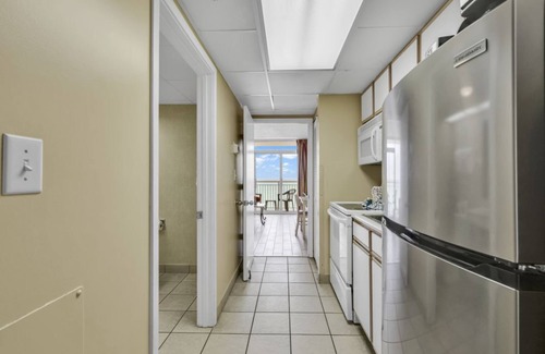 Myrtle Beach Condo | Camelot By the Sea 🏖️ Oceanfront 🏖️