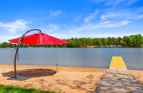 Nekoosa House | Camelot Lakeside Chalet
