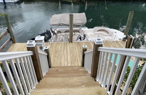 South Bimini House | Camelot on the Canal South Bimini. Sleeps 6. Dock Included!