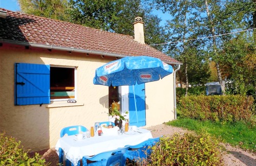 Saint-Honore-les-Bains House | Camping les Bains 1