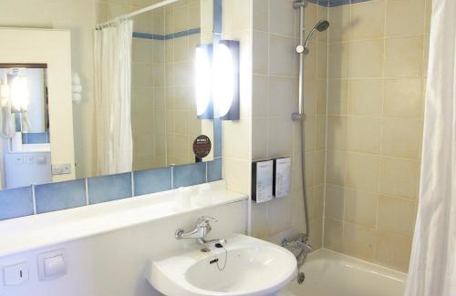 Faubourg North Hotel | Campanile Dijon Centre - Gare