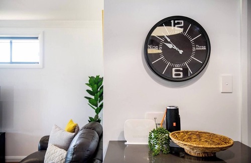 Central Mudgee House | Campanile House A Mudgee Group Games Haven