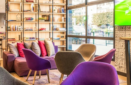 Suresnes Hotel | Campanile Paris Ouest - Pont de Suresnes