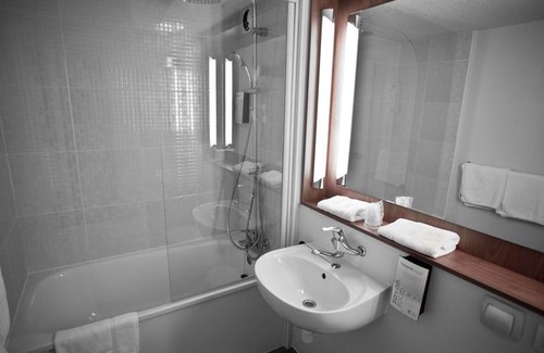 Cleon Hotel | Campanile Rouen Sud - Cleon Elbeuf
