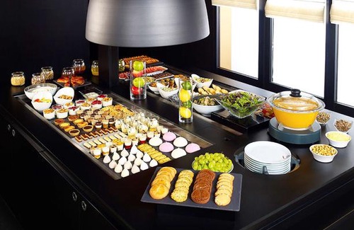 Buc Hotel | Campanile Versailles Buc