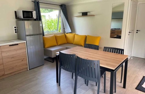 Pont-Scorff House | Camping 3 étoiles - Piscine - efcgae