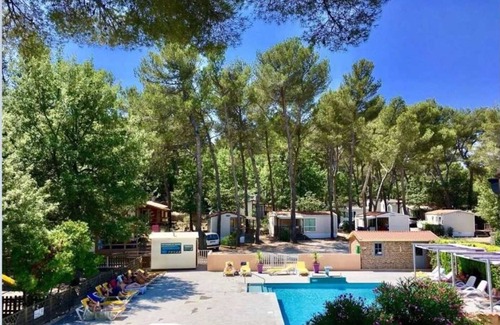 Peynier House | Camping 3 étoiles - Piscine - ccbbhhb