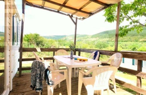 Lussas House | Camping 3 étoiles - Piscine - eed00h