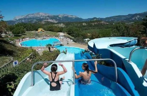 Recoubeau-Jansac House | Camping 4 étoiles - Parc aquatique - eebbad