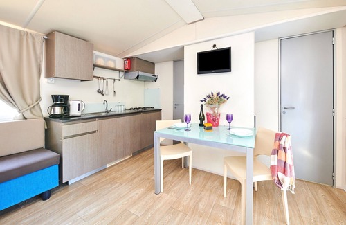 Karigador House | Camping Adria Mobile Homes Lanterna