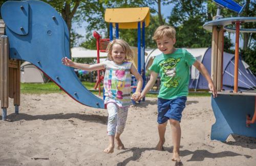 Municipality of Veere Ski Chalet | Camping de Zandput - ZP 237