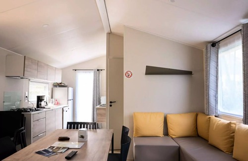 Pont-Scorff House | Camping Entre Terre et Mer * - Mobil home Privilege (2 bedrooms) 4 people
