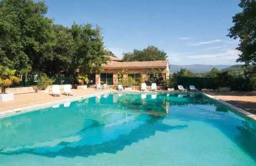 Saint-Saturnin-les-Apt House | Camping 3 étoiles - Piscine - eebbci