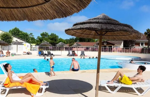 Saint-Jean-de-Monts House | Camping Le Both d'Orouet* - Mobile Home Super Mercure 3 Rooms 4 people