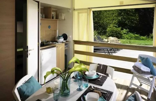Meyrueis House | Camping le Jardin des Cévennes* - Mobil-Tent Tithome 3 rooms 4/5 people Without Sanitary