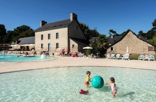 Quimper House | Camping Sunêlia Lanniron Orangery * - Sunêlia Luxury Golf 6 pers. 3 ch. 6 persons
