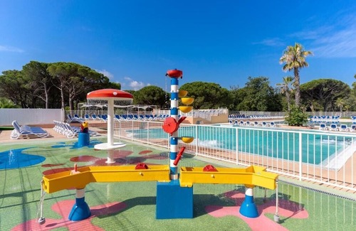 Puget-sur-Argens Other | Camping Sunissim Parc Saint James Oasis Village 5*