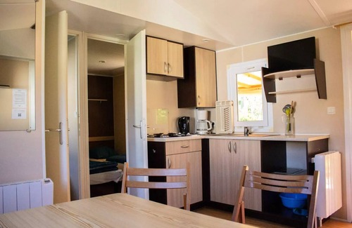 Foix House | Campsite DU LAC * - cottage 3 bedrooms river 6 people