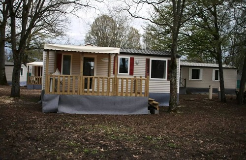 Chateauroux House | Campsite Le Rochat-Belle-Isle * - Mobilhome Trio (3 bedrooms with terrace) 7 people