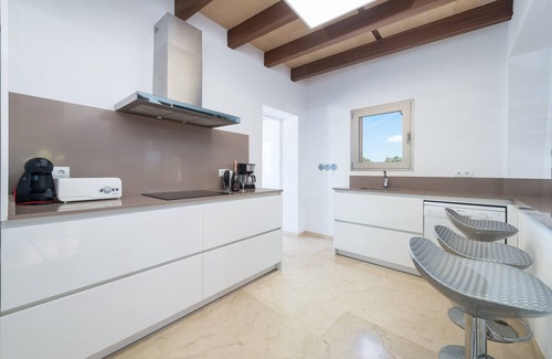 Sencelles Villa | CAN BRIVO - Modern country house with private pool in a rural surrounding. Free WiFi