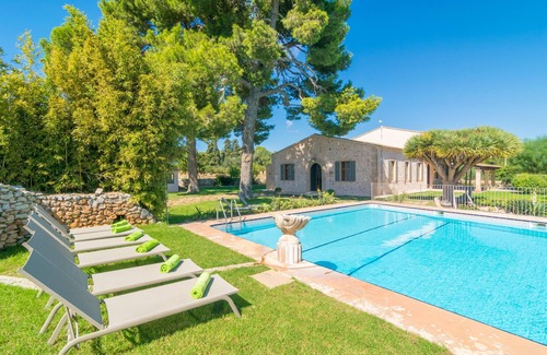 Portocolom Villa | CAN CIREROL - Villa with private pool in Porto Colom- Felanitx. Free WiFi.