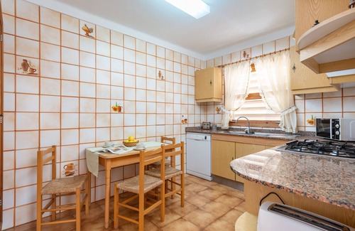 Can Picafort House | CAN CONFIT - Apartment with terrace in Can Picafort. Free WiFi