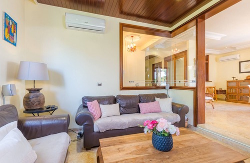 Badia Gran Villa | CAN FAMA - Villa with private pool in Badia Gran. Free WiFi.