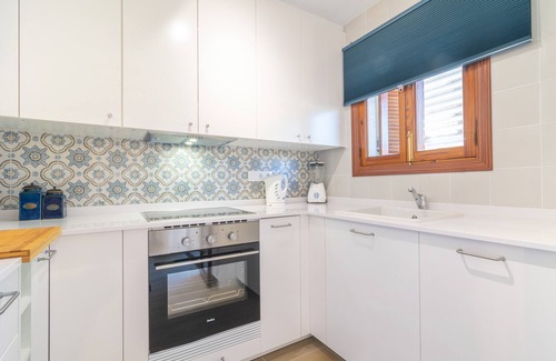 Es Pelats House | CAN NOGUERAS - Cosy apartment in residential complex with shared pool near the beach. Free