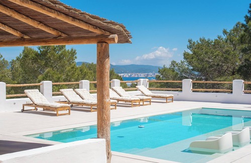 Sant Josep de sa Talaia Villa | Can Siroco. Holiday villa with sea views in Port des Torrent. Ibiza