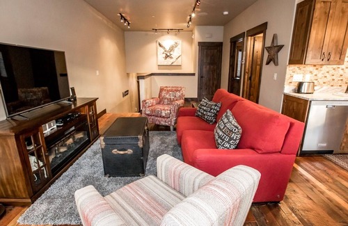 Whitefish Condo | Cana Loft 301 - Luxury Cana Penthouse Suite in the Heart of Downtown Whitefish!