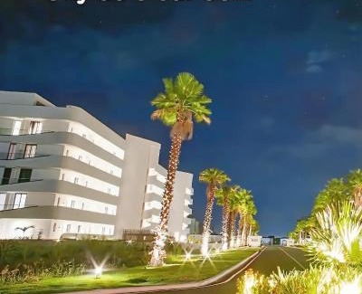 Bavaro Apartment | Cana Rock Star, Vista al campo de golf y Piscina C-303, B-400, B-506 y B-502 - Desayuno Incluido
