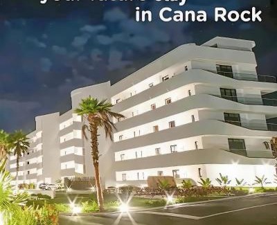 Bavaro Apartment | Cana Rock Star, Vista al campo de golf y Piscina C-303, B-400, B-506 y B-502 - Desayuno Incluido