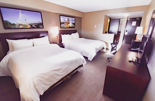 Winnipeg Hotel | Canad Inns Destination Centre Polo Park