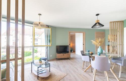 Faubourg-Raines Apartment | Canal des Ducs