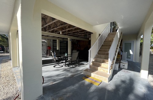 Eden Pines House | Canal Front Home in Big Pine Key