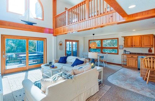 Brigands' Bay House | Canal-front home w/game room, private washer/dryer, WiFi, deck
