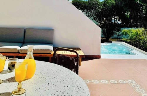 Nazaret House | Canaryislandshost l Las Palmeras