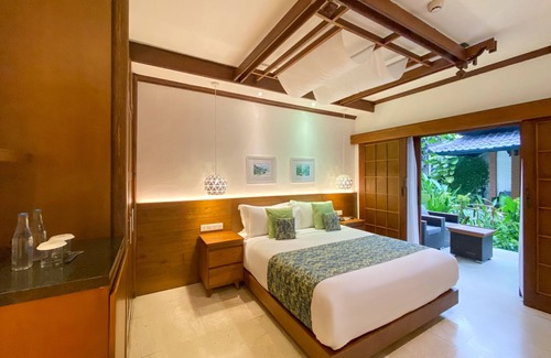 Candi Dasa Hotel | Candi Beach Resort and Spa