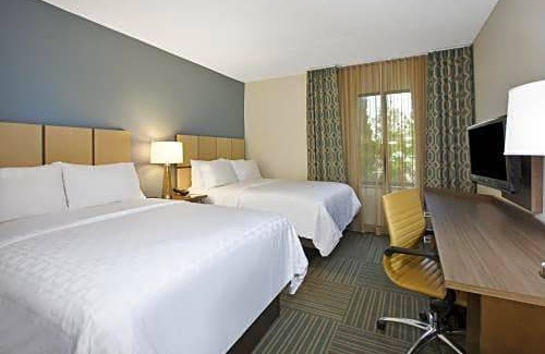 Forest Hills Hotel | Candlewood Suites Grand Rapids Airport, an IHG Hotel