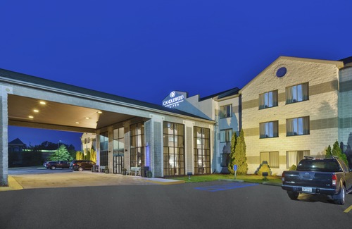 Forest Hills Hotel | Candlewood Suites Grand Rapids Airport, an Ihg Hotel
