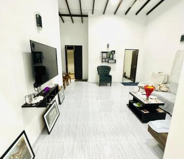Boralesgamuwa House | CanLan Leisure