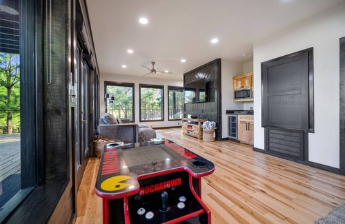 Broken Bow Cabin | Cannonball - Pool,HotTub,Arcade,Games,Incredible Views