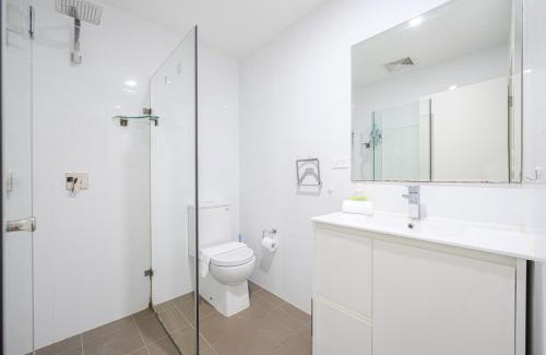 Canterbury Apartment | Canterbury Modern 2Br Apt Near Woolworths
