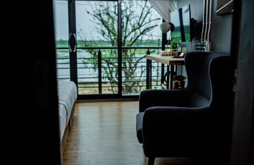 Trat House | Canvas Family Home
