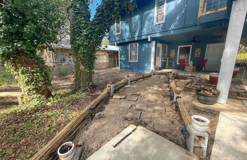 Canyon Lake Apartment | Canyon Lake Loft - Minutes from Boat Ramp 2 - South Side of Canyon Lake!