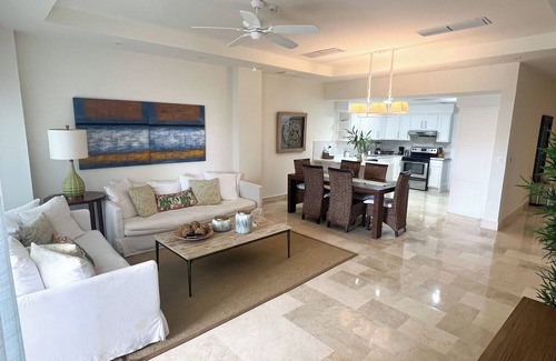 Cap Cana Marina Apartment | Cap Cana Marina apartment, 2 Bd, 2 min walk to the beach