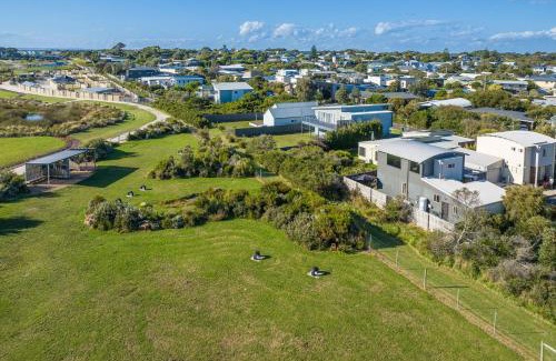 Cape Paterson House | Cape Escape - 6 Min Walk to Beach