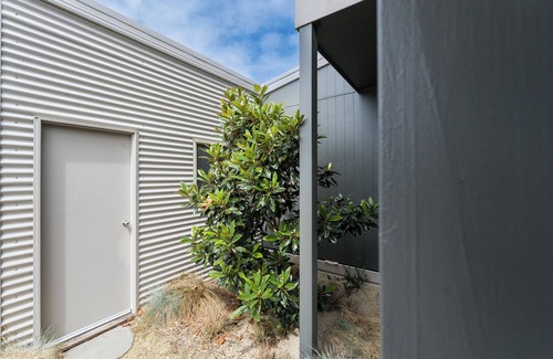 Cape Paterson House | Cape Escape - 6 Min Walk to Beach - Pet Friendly