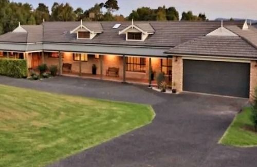 Forster House | Cape Oasis! Private retreat on acres by the sea with large pool. Pet friendly!